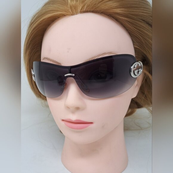 Gucci Women\'s Sunglasses Vintage Y2K Shield Wrap Silver Purple Gradient GG2773/S